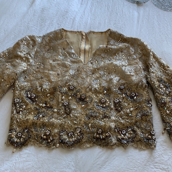 Vintage hand beaded top with zip back. Stunning piece! - Picture 2 of 7